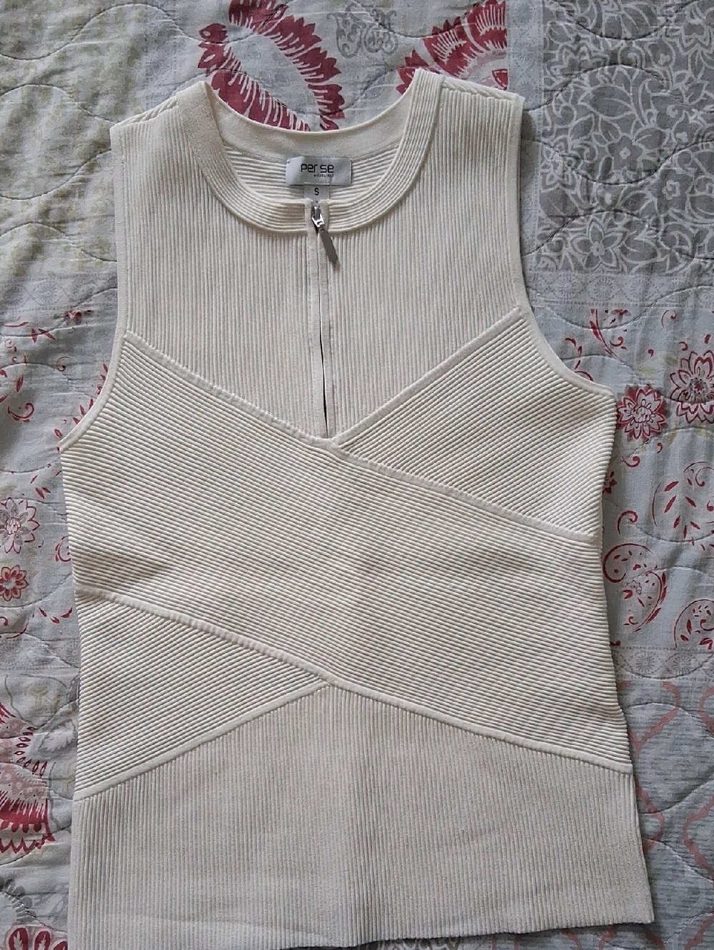 Per Se Cream Ribbed Zip-Front Tank